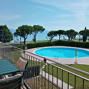 Apartment Mosaici Sunrise - Front With Beautiful View, Sirmione